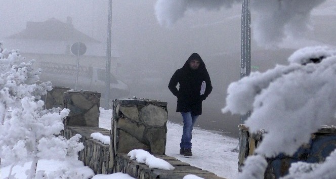 Bayburt’ta kar yağışı yerini soğuk havalara bıraktı