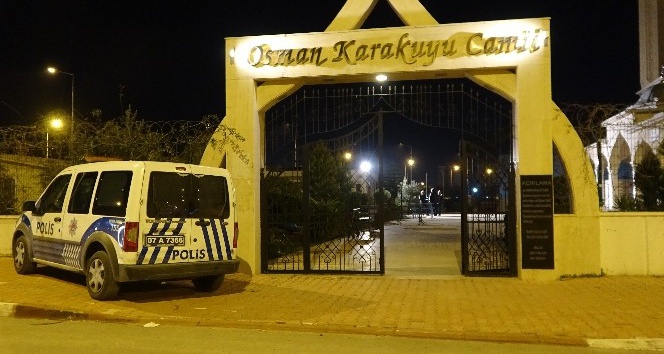 Antalya’da belediye çalışanı, cami tuvaletinde ölü bulundu