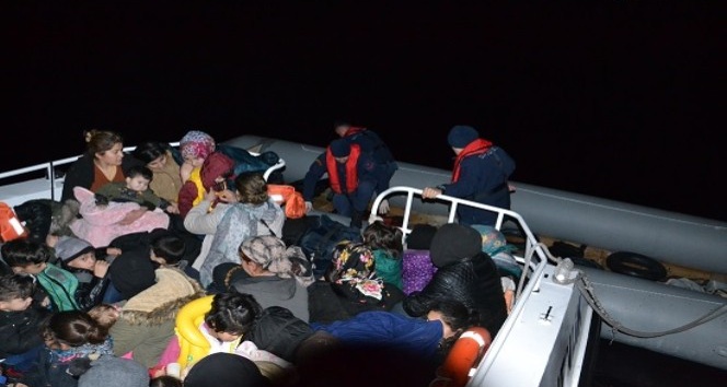 Kuşadası’nda 90 düzensiz göçmen yakalandı
