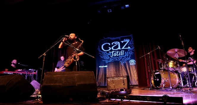 Korhan Futacı’dan caz ziyafeti