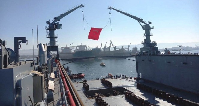 Askeri yüzer havuz Altınova’da inşa edildi