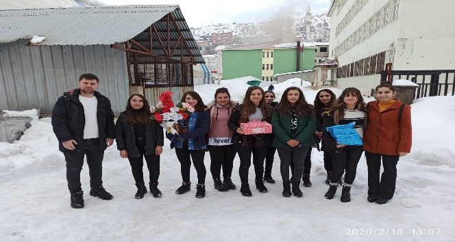 Beytüşşebaplı öğrenciler ailelerle buluşuyor