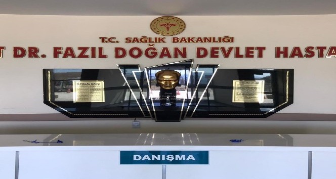 Hastaneye Atatürk ve Dr. Fazıl Doğan köşesi