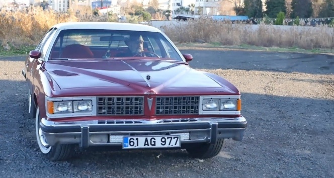 Trabzon&#039;da onu herkes bıyığı ve klasik arabalarıyla tanıyor
