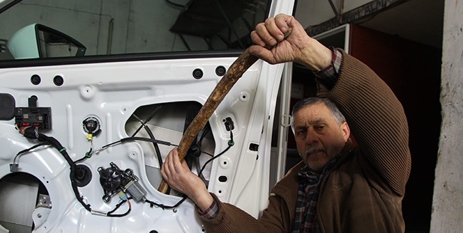 Aylar öncesinde randevu alıp sıraya giriyorlar