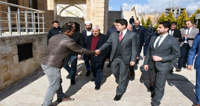 Artuklu Kaymakamı Gökpınar, mahalle sakinlerini dinledi