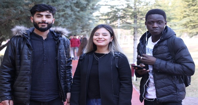 Elazığ’da depremin ardından Fırat Üniversitesi’nde de eğitim başladı
