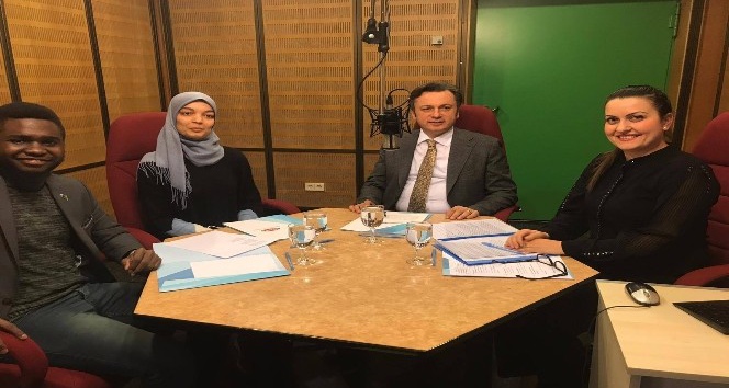 ESOGÜ Rektörü Prof. Dr. Kemal Şenocak TRT Türkiye’nin Sesi Radyosunda canlı yayına katıldı