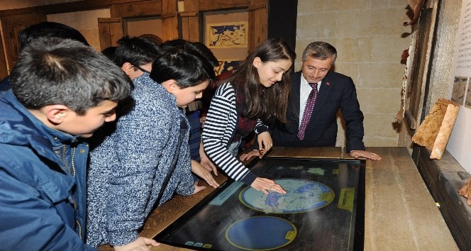 İslam Bilim Tarihi Müzesi öğrencilere ilham kaynağı oluyor