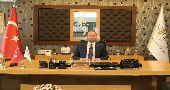 Niğde Belediye Başkanı Özdemir’den Üç Aylar ve Regaib Kandili Mesajı