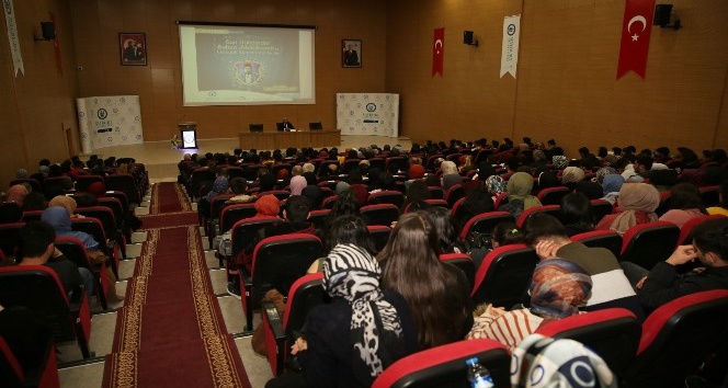 Bayburt’ta ‘Son Hükümdar Abdülhamid ve Osmanlı Devleti’nin Sonu’ konferansı
