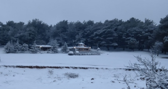 İzmir’de kar yağışı
