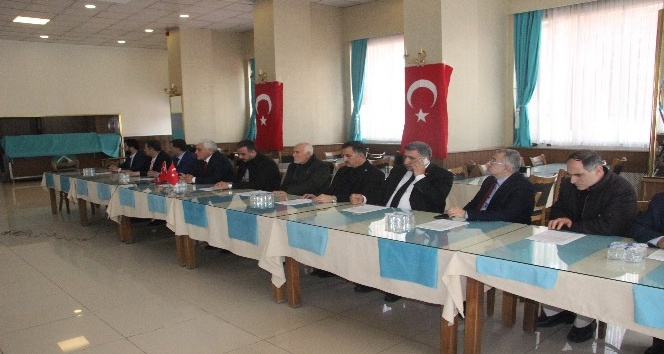 Suriye sınırında siyasi partiler İdlip için tek yürek oldu