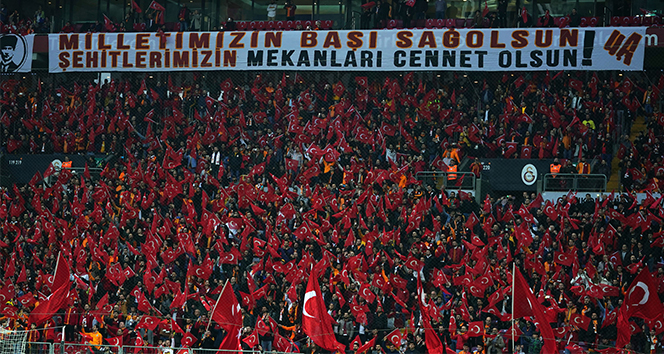Galatasaray - Gençlerbirliği maçında İdlib şehitleri unutulmadı
