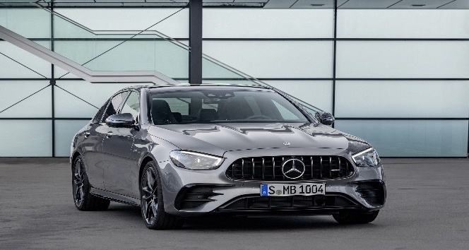 Mercedes-Benz’in yeni modelleri tanıtıldı