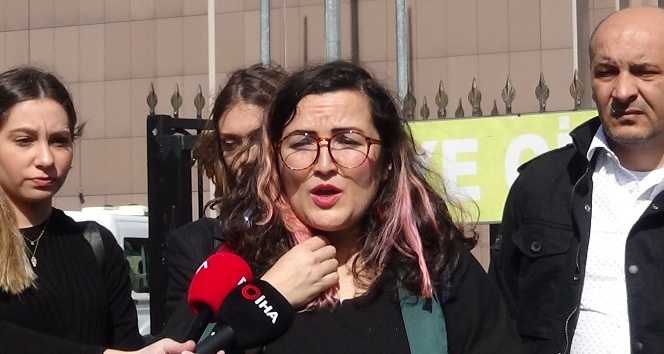 Sevgilisini falçata ile kesen sanığın yargılanmasına devam edildi