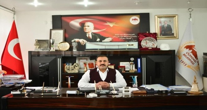 Çiçekdağı İlçe Belediye Başkanı Hasan Hakanoğlu: