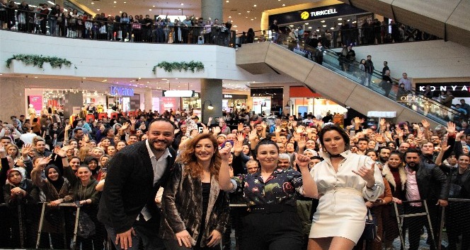 "Zengo" filmine İzmir’de özel gala