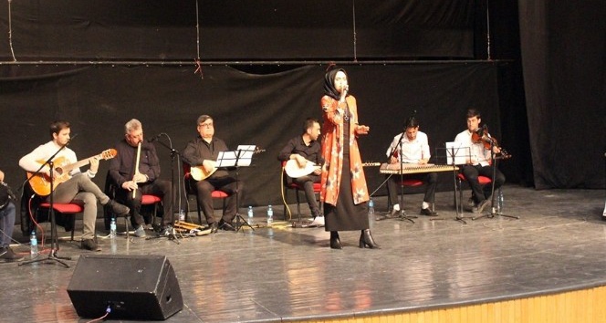Karaman’da gençlik merkezleri arası ‘Türk müziği yarışması ve bilgi yarışması’ yapıldı