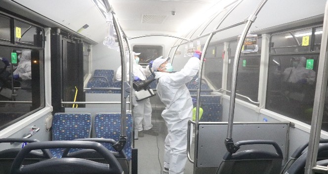 Koronavirüse karşı Kırşehir Belediyesi dezenfekte çalışmalarını arttırdı