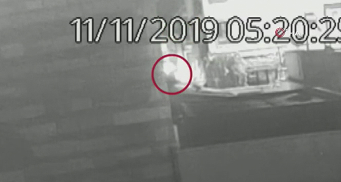 İngiliz ajan Le Mesurier'in düşme anı kamerada