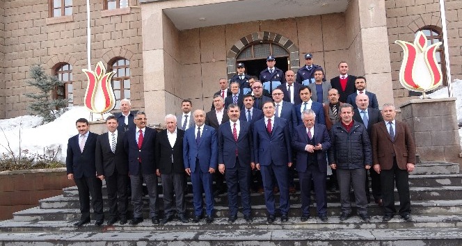 Kamu Başdenetçisi Malkoç, Muş Belediyesini ziyaret etti