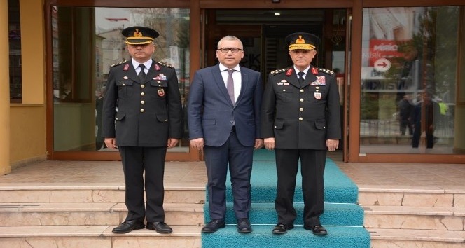 Jandarma Genel Komutanı Niğde Valisini ziyaret etti