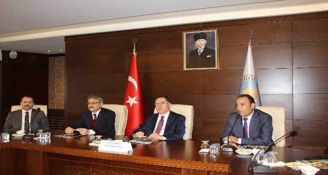 Kamu Başdenetçisi Malkoç: “Türkiye bu süreci (korona virüs) başarıyla yürüttü”