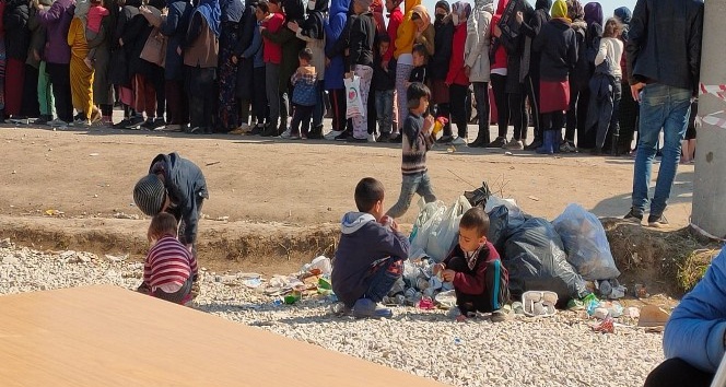 8 bin mültecinin tampon bölgede 18 gündür bekleyişi sürüyor