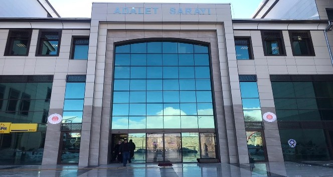 Nevşehir Adalet Sarayı’na girişler kapatıldı