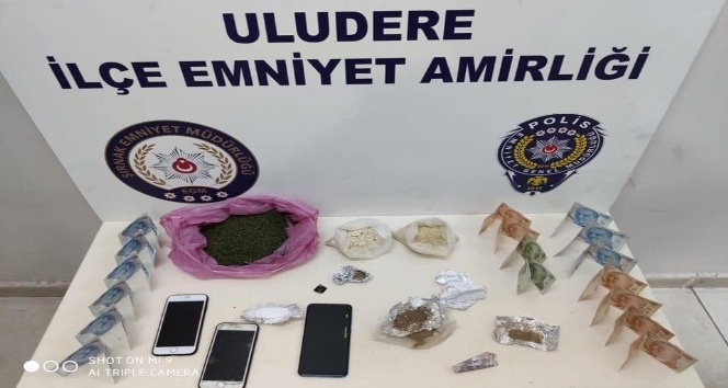 Şırnak’ta 2 uyuşturucu taciri tutuklandı
