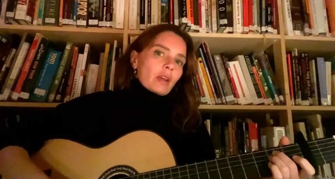 Nil Karaibrahimgil’den karantina şarkısı