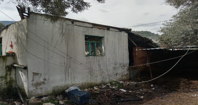 Kore Gazisinin evi yandı