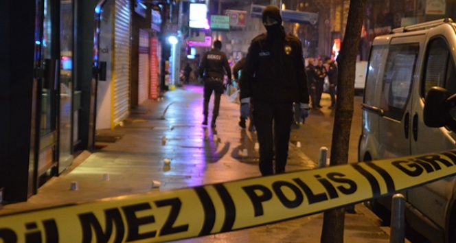 Kâğıthane’de silahlı saldırı, yaralılar var