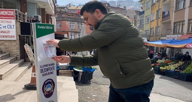 Giresun Belediyesi’nden pazar yerlerine el dezenfektan uygulaması