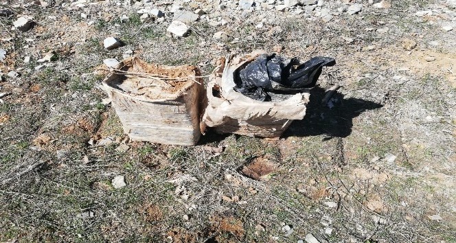 Bitlis’te köy yoluna tuzaklanmış 60 kilogram EYP ele geçirildi