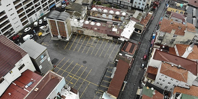 Mahmutpaşa ve Tahtakale'de korona virüs sessizliği drone ile görüntülendi