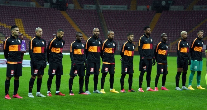 Galatasaray&#039;da korona virüs testleri sürüyor