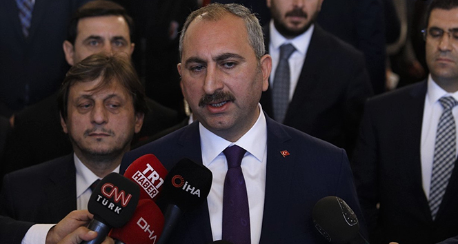 Bakan Gül: 'Yargılamalara ilişkin bütün süreler 30 Nisan’a kadar durduruldu'