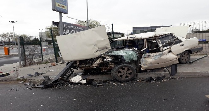 Bakırköy’de trafik kazası: 3 yaralı
