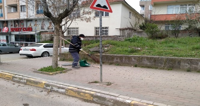 Darıca’da cadde ve sokaklar temizleniyor