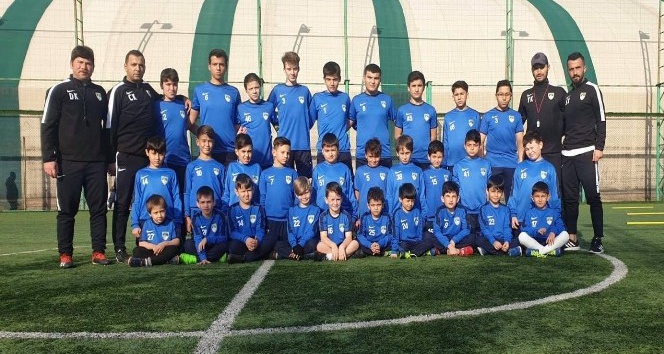 Çaycumaspor Futbol akademisi, kitap okuma kampanyası başlattı