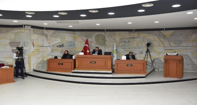 Balıkesir’de belediye meclis toplantıları 3 ay ertelendi