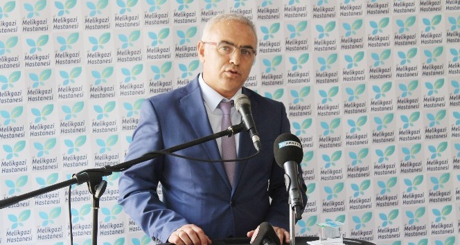 Uzm. Dr. Mustafa Demirel: &quot;Astım hastaları salgın sırasında ilaçlarını kullanmaya devam etmeli”