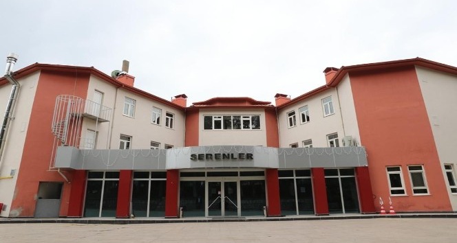 Burdur Belediyesi sağlık çalışanlarına otelini ücretsiz tahsis etti