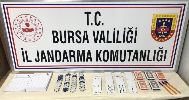 Bursa’da jandarmadan kumarhane baskını