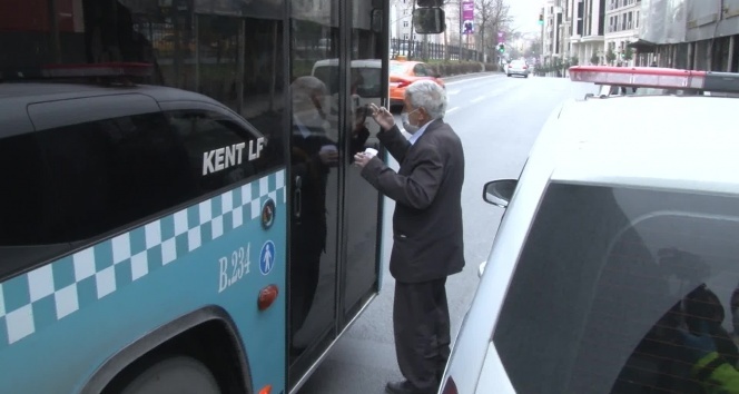 İstanbul’da yaşlı adamın otobüs şoförleriyle imtihanı