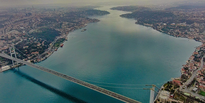 İstanbul Boğazı sessizliğe büründü