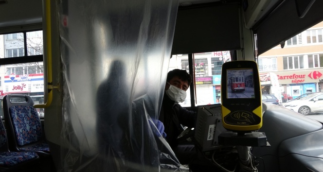 İstanbul’da otobüs şoföründen ilginç “Korona virüs” önlemi