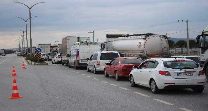 Uşak’ta karayollarında korona virüs denetimleri sıklaştırıldı